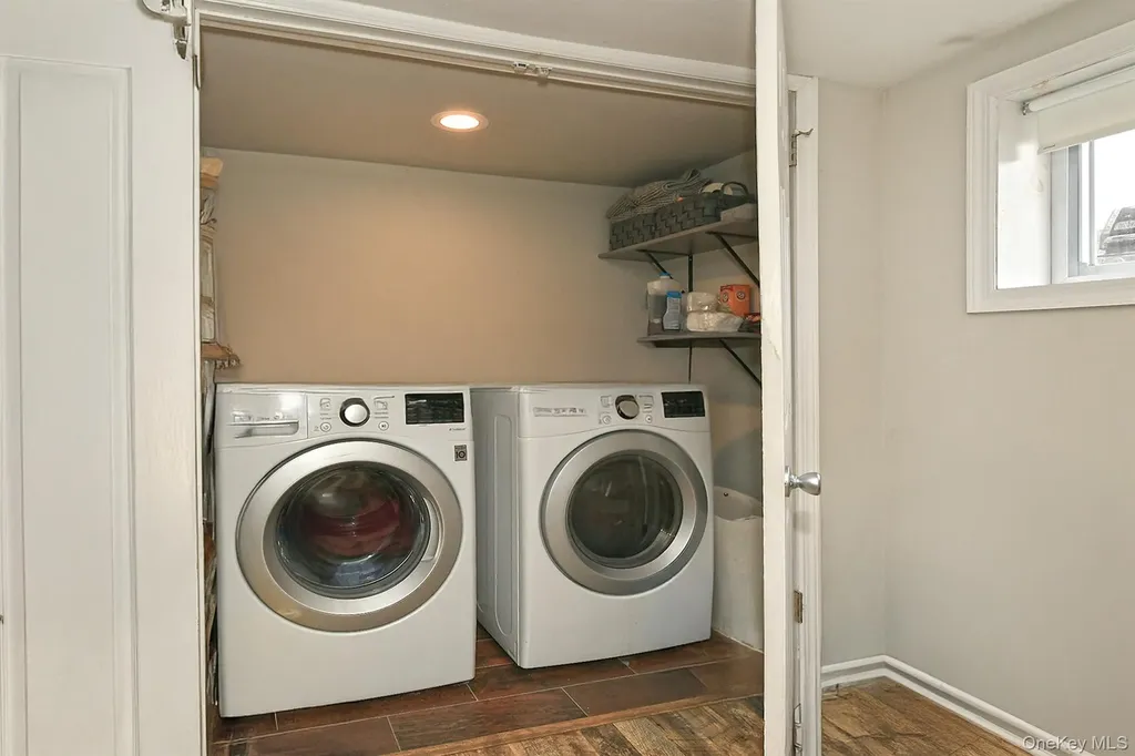 17 Pine Tree Road South Huntington NY 11746