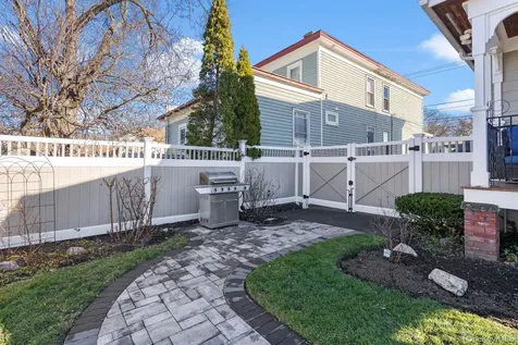 83 Garden Street Kingston NY 12401