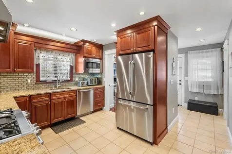 83 Garden Street Kingston NY 12401