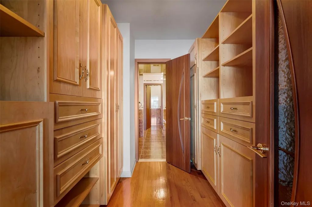 822 Dean Avenue Bronx NY 10465