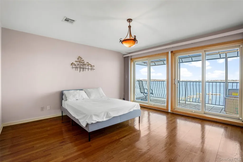 822 Dean Avenue Bronx NY 10465