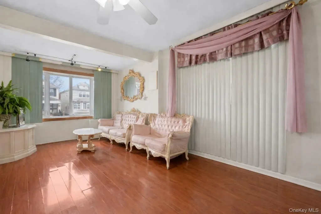 8911 Avenue M Brooklyn NY 11236