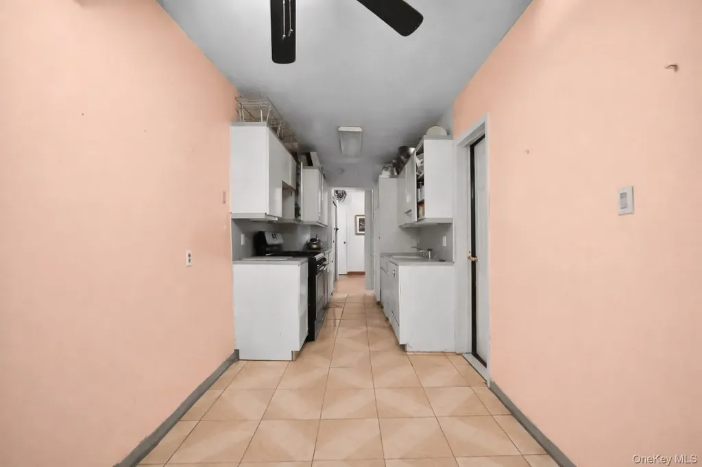 8911 Avenue M Brooklyn NY 11236