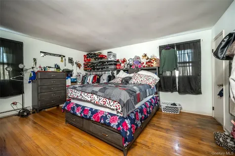 76 Derick Drive Fishkill NY 12524