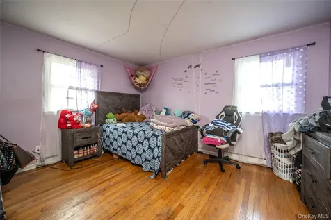 76 Derick Drive Fishkill NY 12524