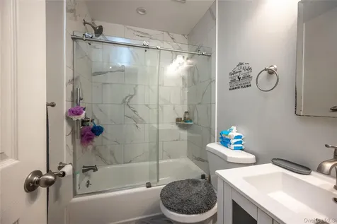 76 Derick Drive Fishkill NY 12524