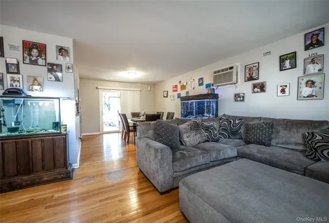 76 Derick Drive Fishkill NY 12524