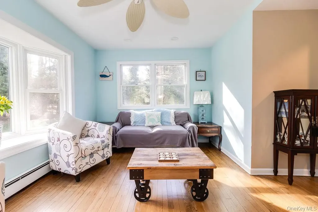 4 Conscience Bay Road Setauket NY 11733