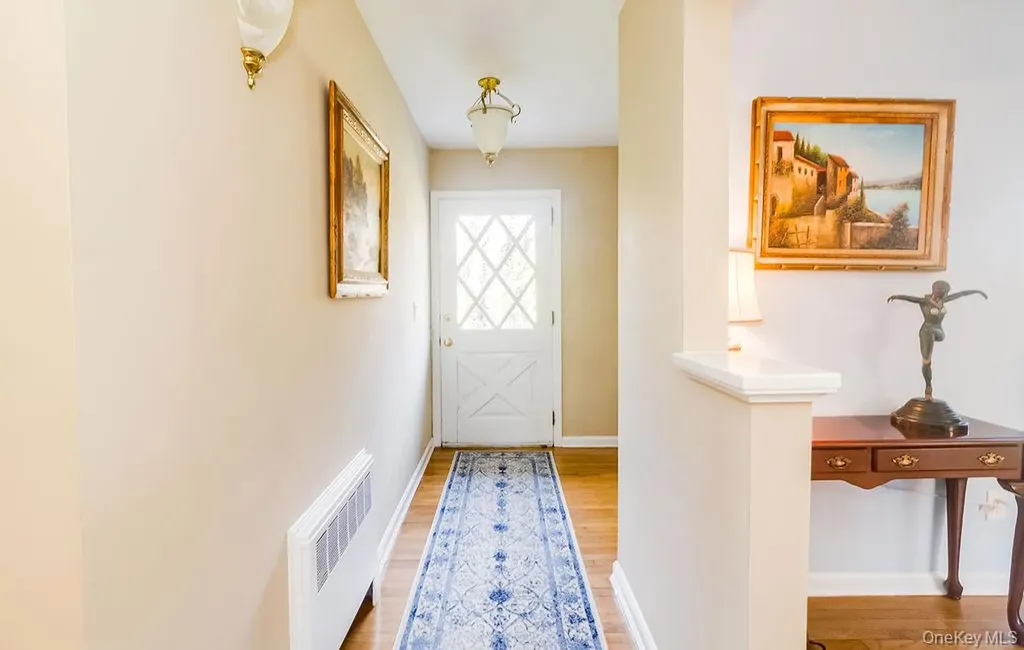 4 Conscience Bay Road Setauket NY 11733