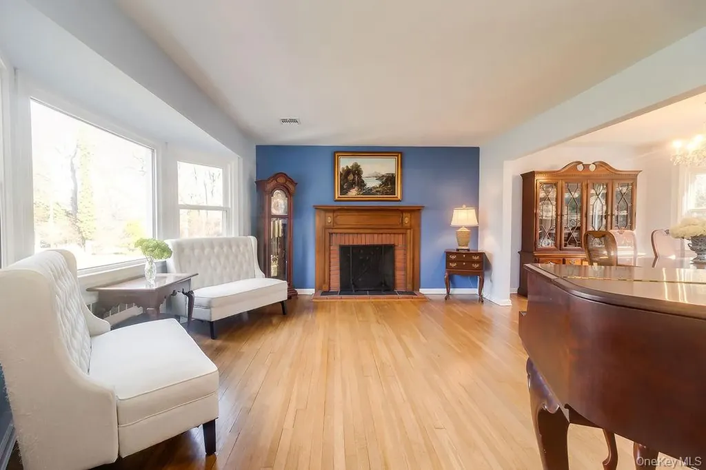 4 Conscience Bay Road Setauket NY 11733