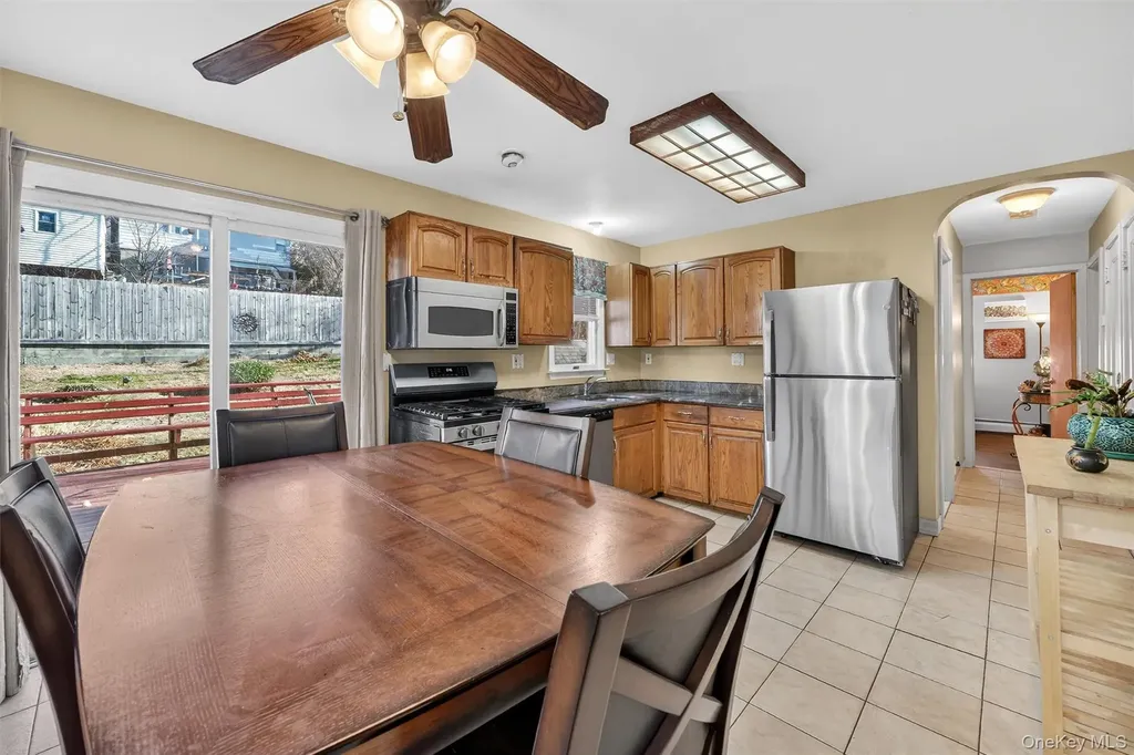 191 Morsemere Avenue Yonkers NY 10703