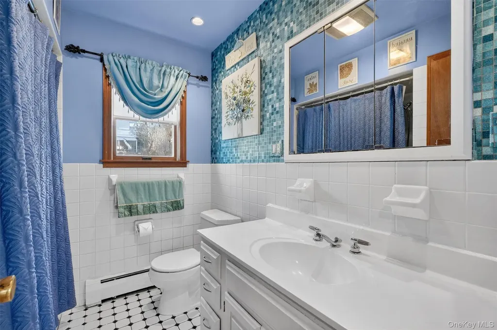191 Morsemere Avenue Yonkers NY 10703