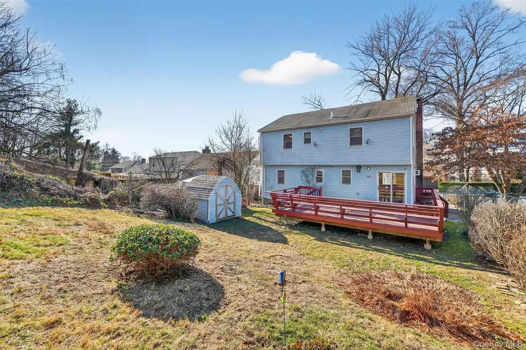 191 Morsemere Avenue Yonkers NY 10703
