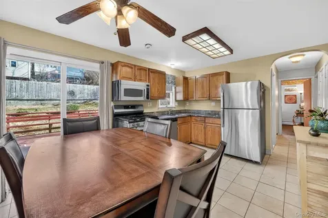 191 Morsemere Avenue Yonkers NY 10703