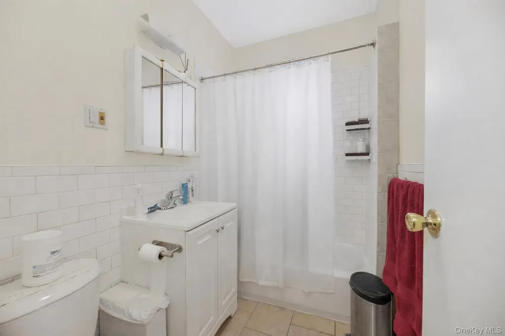 2445 Southern Boulevard Bronx NY 10458