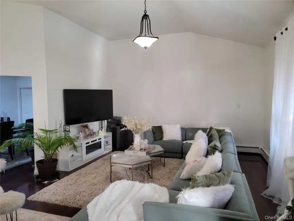 23 Jeanatta Avenue Mastic NY 11950