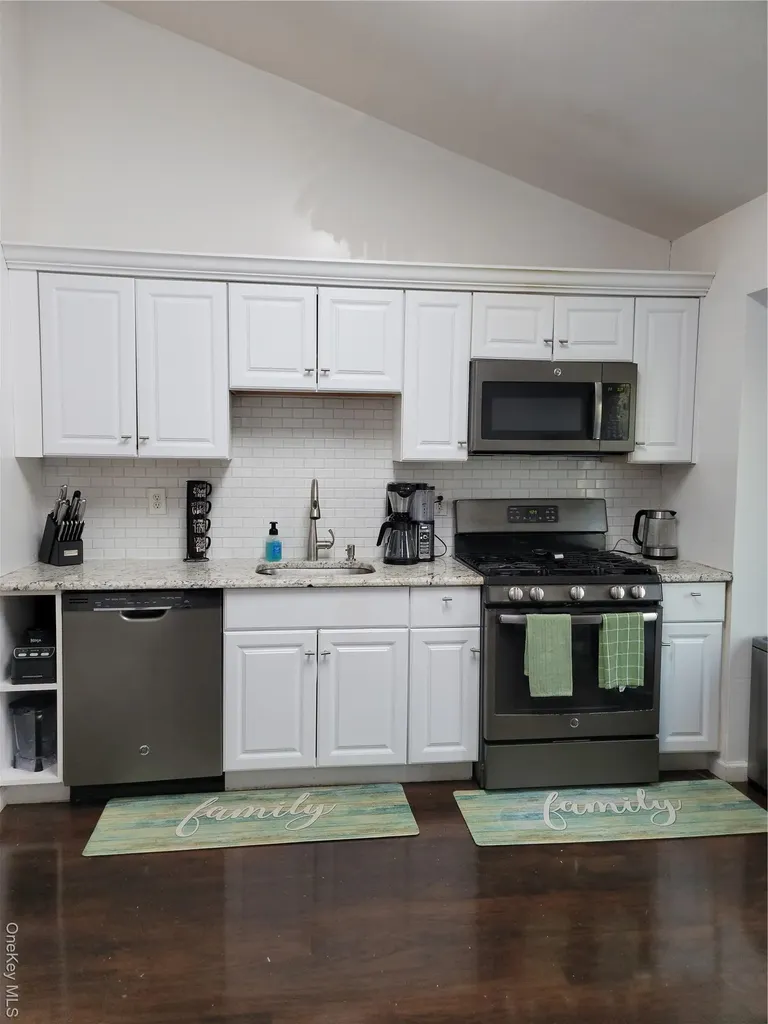 23 Jeanatta Avenue Mastic NY 11950