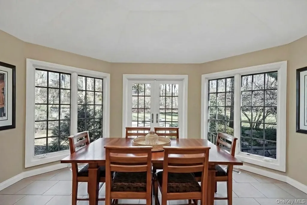 10 Oriole Place Rye Brook NY 10573
