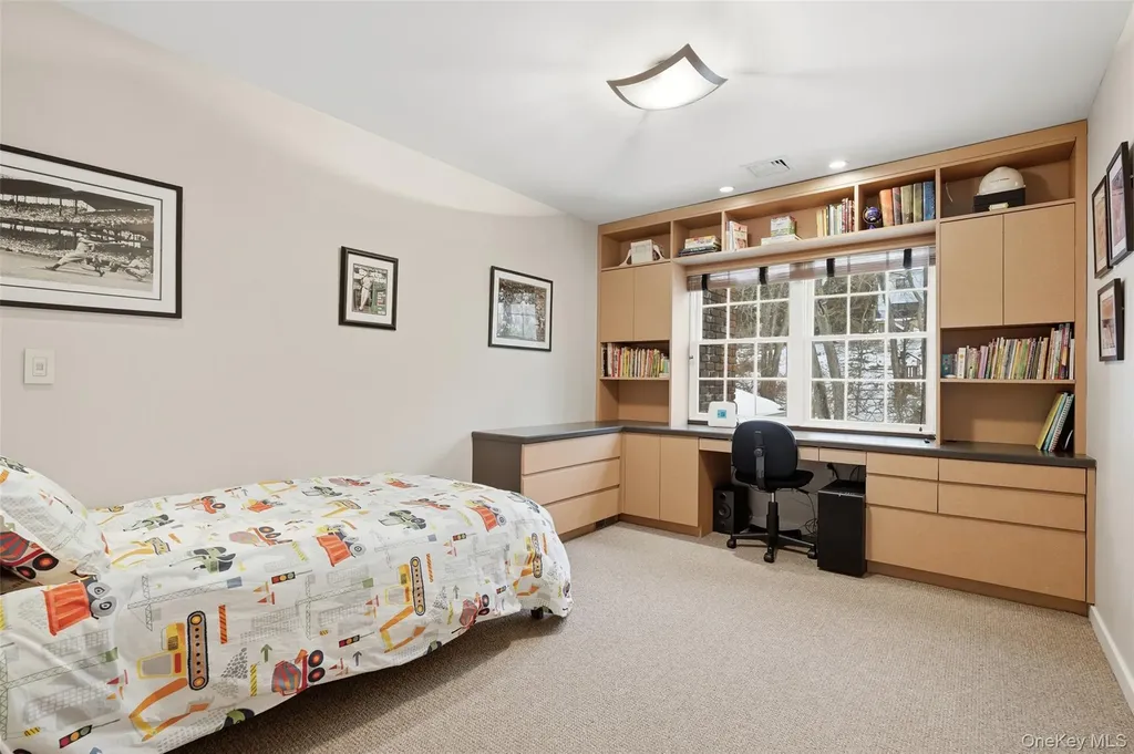 10 Oriole Place Rye Brook NY 10573