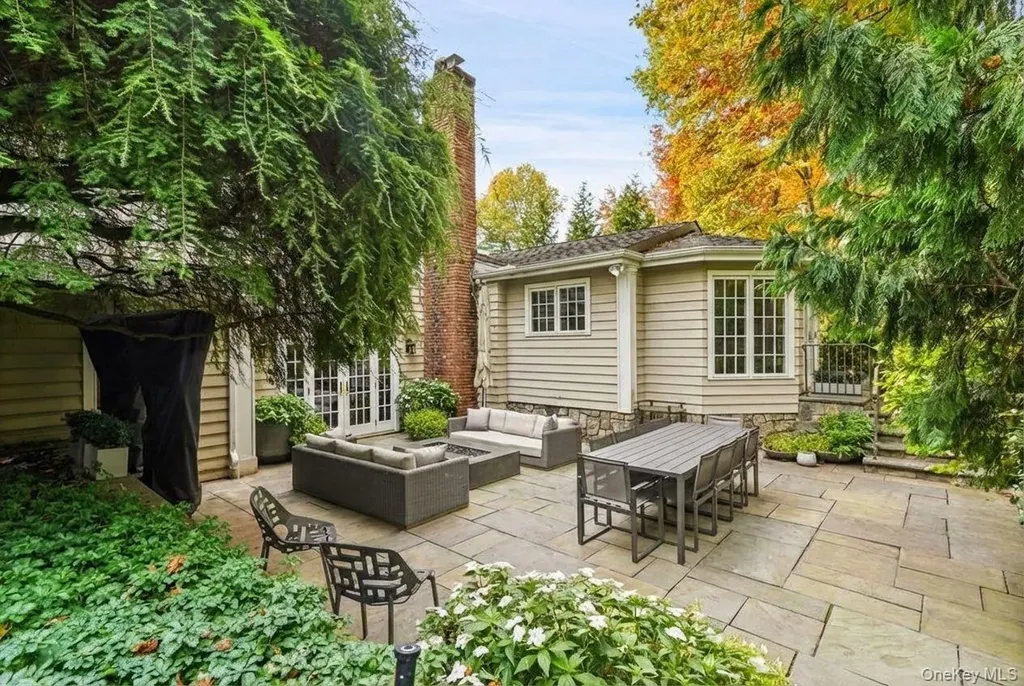 10 Oriole Place Rye Brook NY 10573