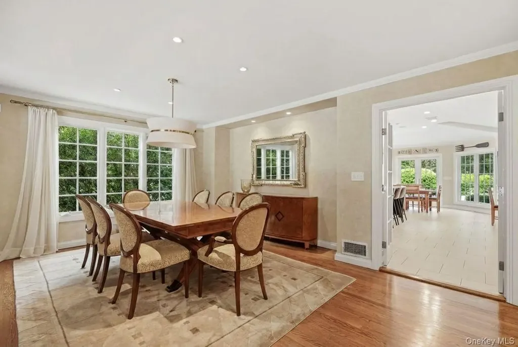 10 Oriole Place Rye Brook NY 10573