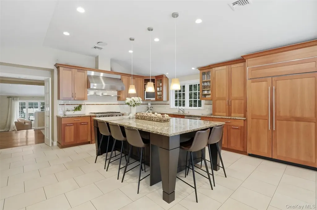 10 Oriole Place Rye Brook NY 10573