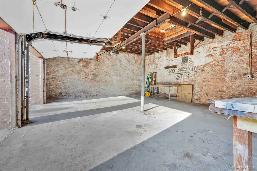 194 Crystal Street Brooklyn NY 11208