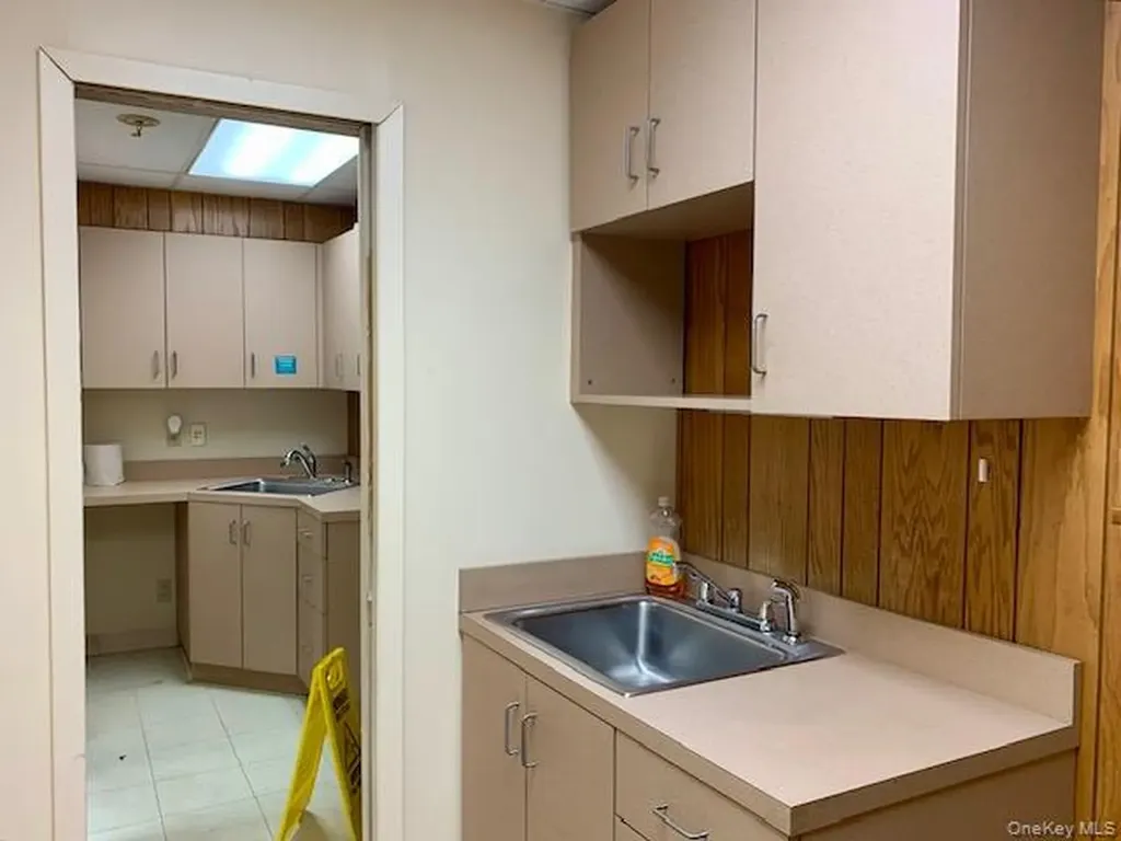 375 Main Street Bay Shore NY 11706