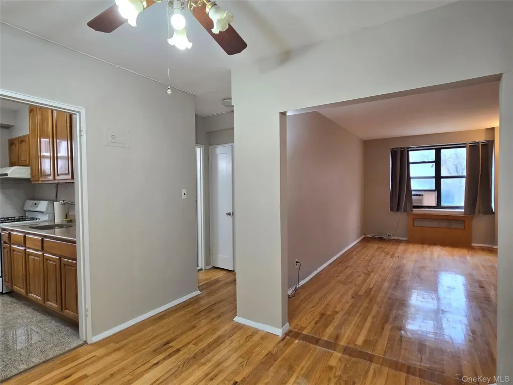 138-18 28th Road Flushing NY 11354