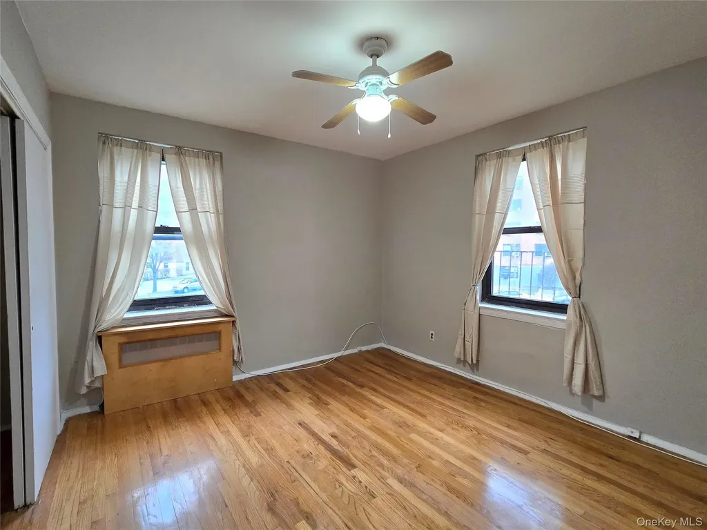 138-18 28th Road Flushing NY 11354