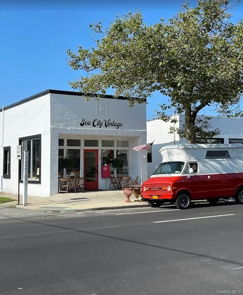 2001 Park Street Atlantic Beach NY 11509
