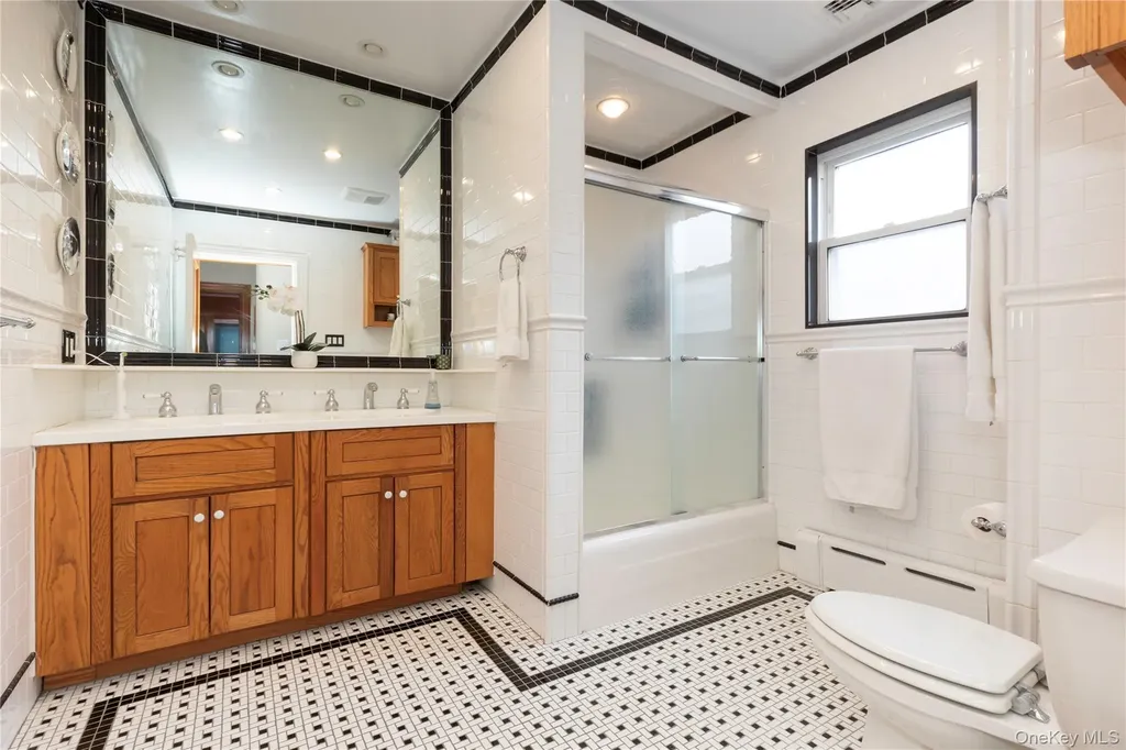 77 Buckley Street Bronx NY 10464