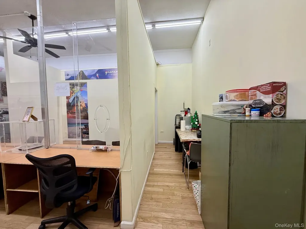160 Graham Avenue Brooklyn NY 11206