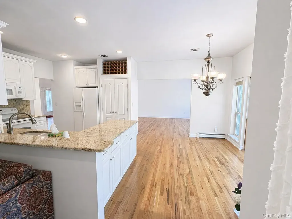 5 Wood Hollow Drive Westhampton NY 11977