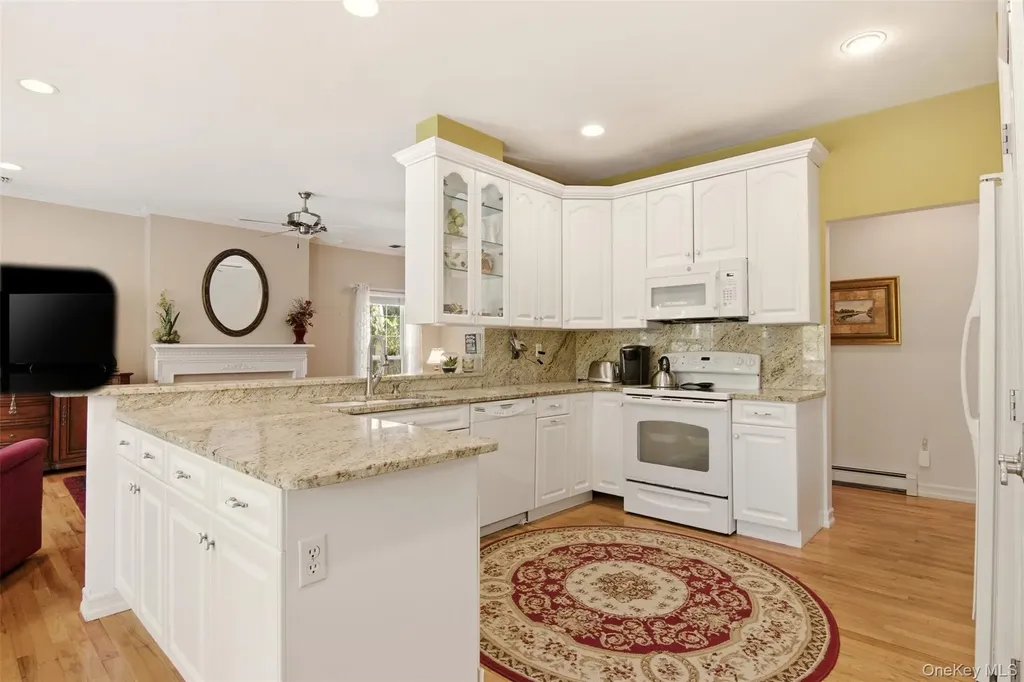 5 Wood Hollow Drive Westhampton NY 11977