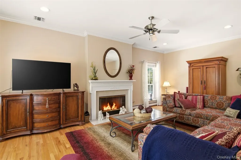 5 Wood Hollow Drive Westhampton NY 11977