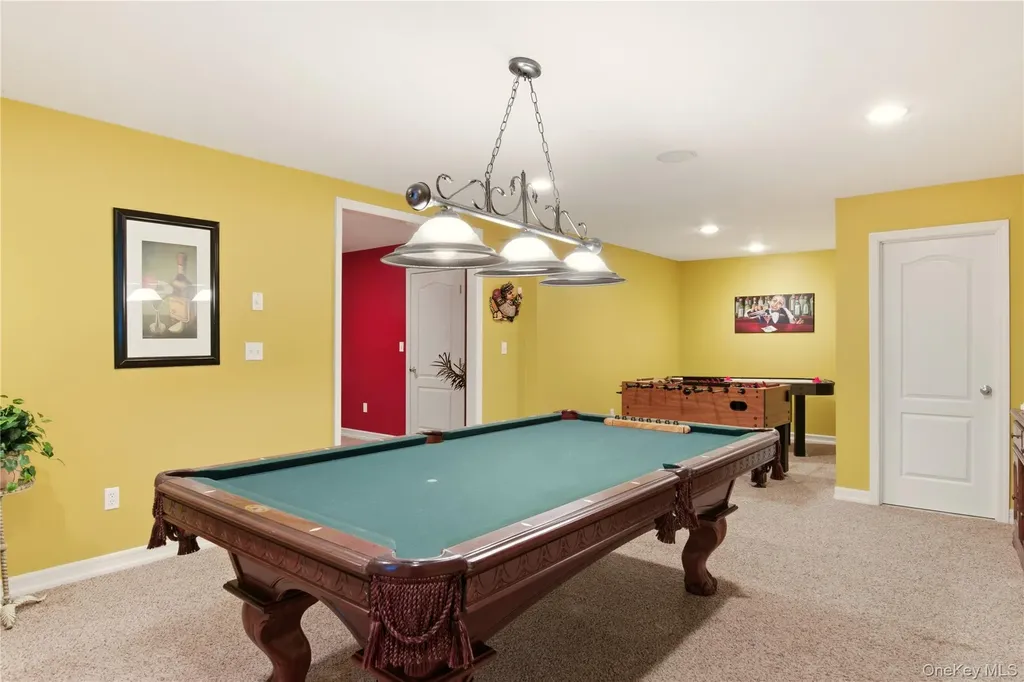 5 Wood Hollow Drive Westhampton NY 11977