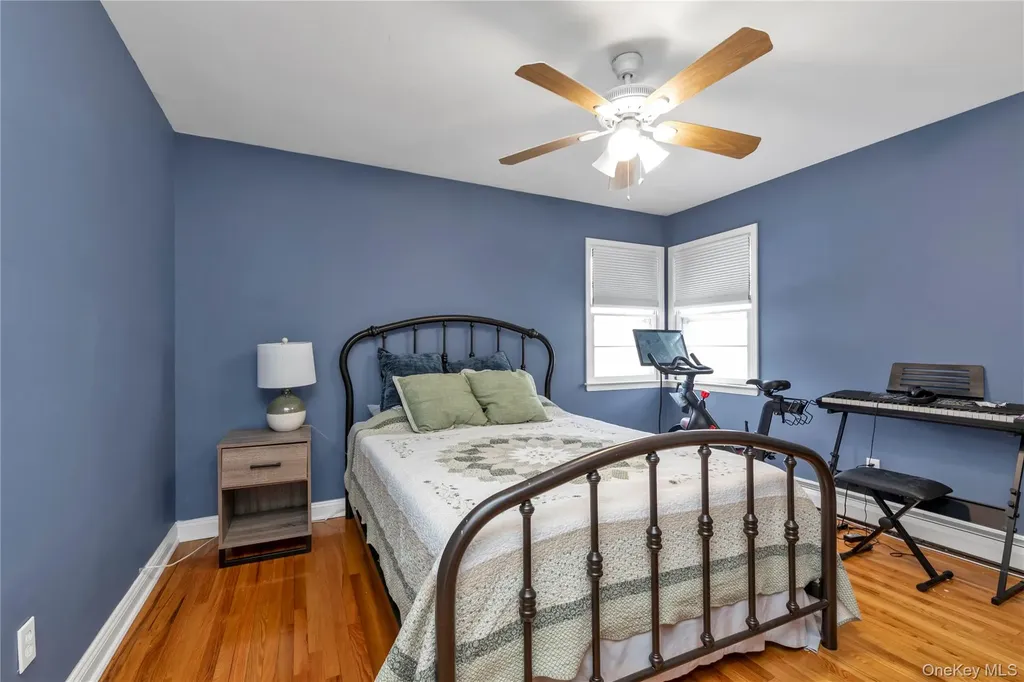 26 Lancaster Road Island Park NY 11558