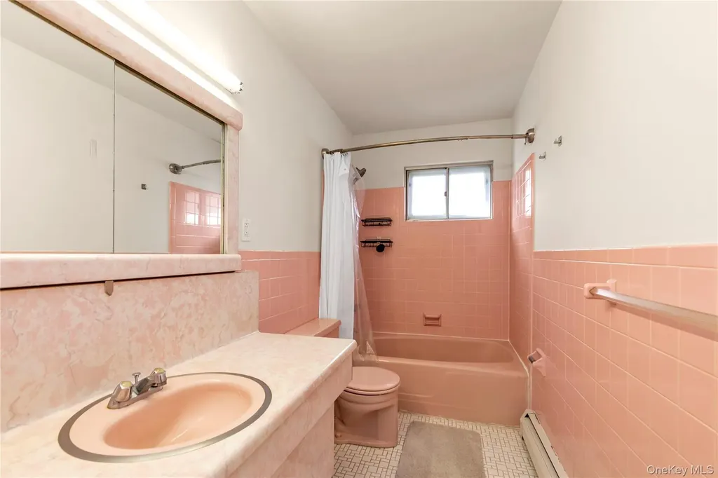 26 Lancaster Road Island Park NY 11558