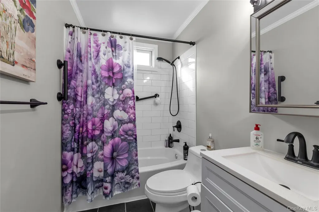 26 Lancaster Road Island Park NY 11558