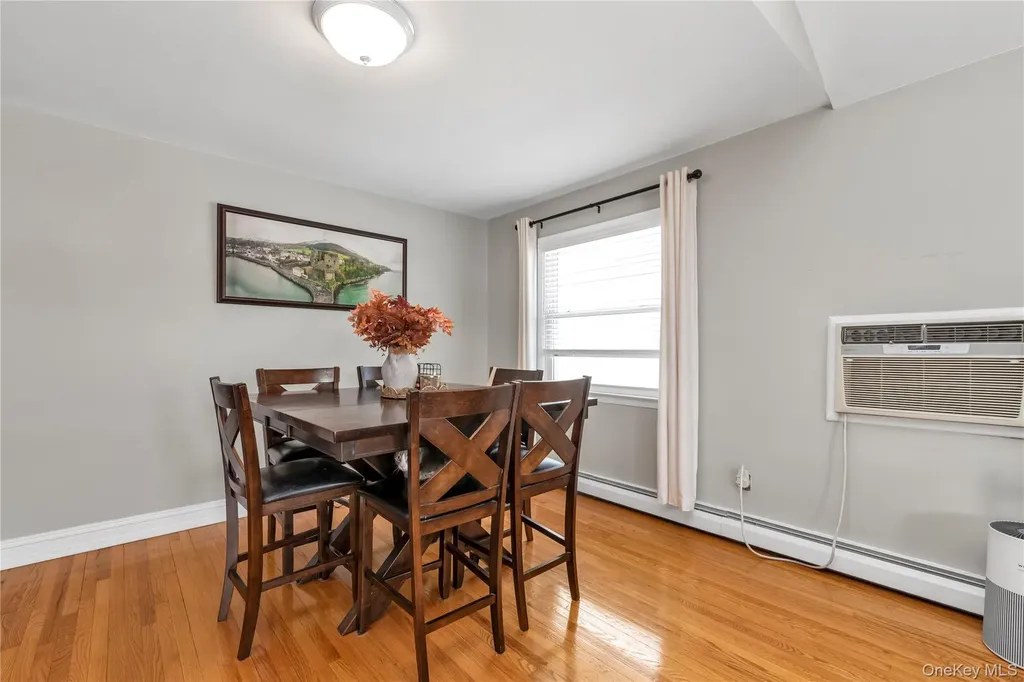 26 Lancaster Road Island Park NY 11558