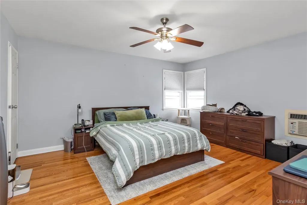 26 Lancaster Road Island Park NY 11558