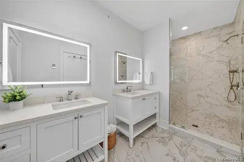 1818 Soundview Court Yorktown Heights NY 10598