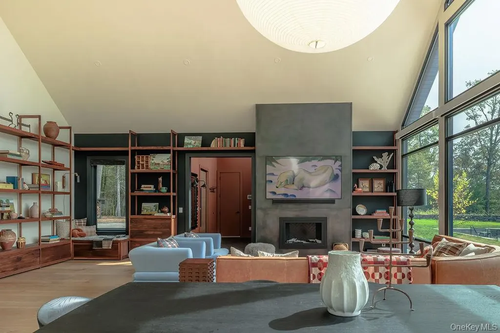72 Vantine Road Kerhonkson NY 12446