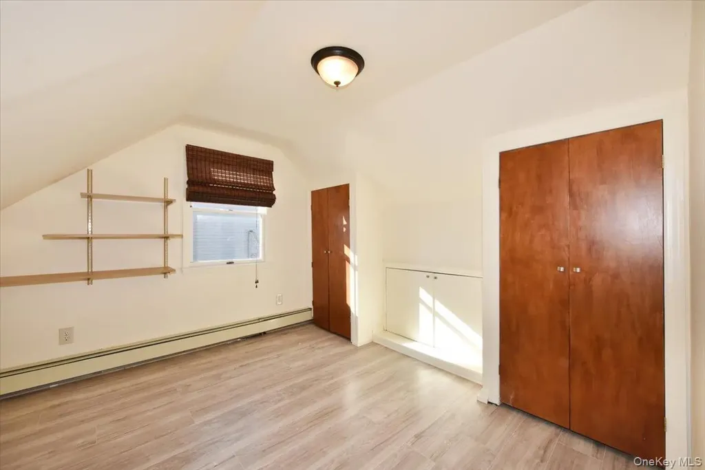 24 Arlyn Drive E Massapequa NY 11758