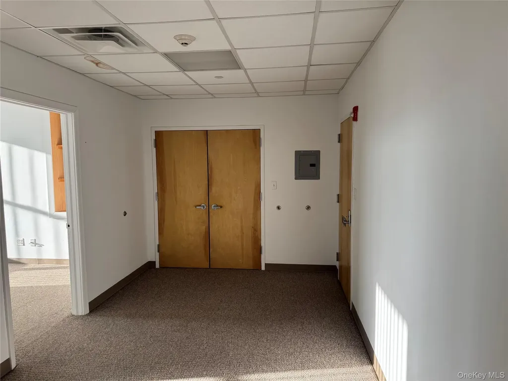 18 E Sunrise Highway Freeport NY 11520