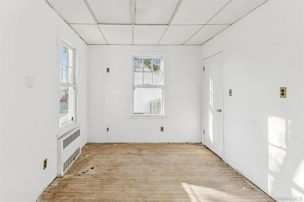 22 Broadway Mews Hewlett NY 11557