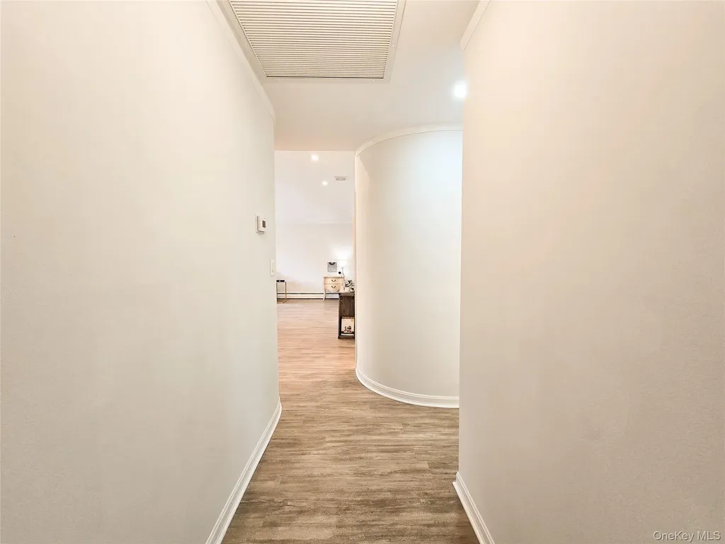 112 Crescent Drive Searingtown NY 11507