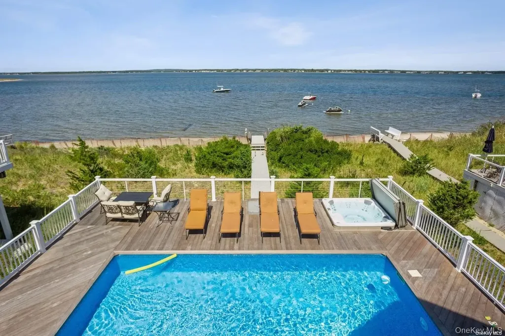 676 Dune Road Westhampton Dunes NY 11978