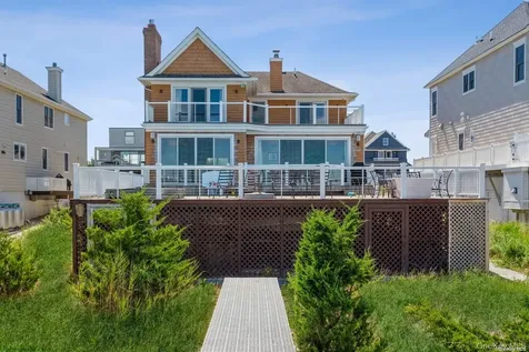676 Dune Road Westhampton Dunes NY 11978